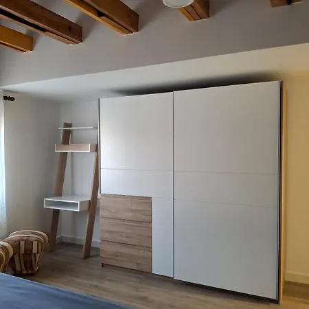 Apartment New Fabulous Attic - Modern And Stylish *