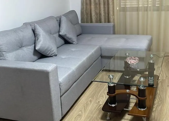 شقة New Fabulous Attic - Modern And Stylish تيرانا